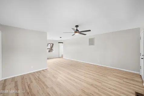 6217 Sage Drive Jacksonville FL 32210