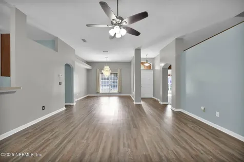 487 Apple Creek Drive Jacksonville FL 32218