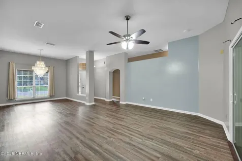 487 Apple Creek Drive Jacksonville FL 32218