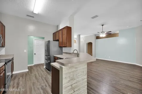 487 Apple Creek Drive Jacksonville FL 32218