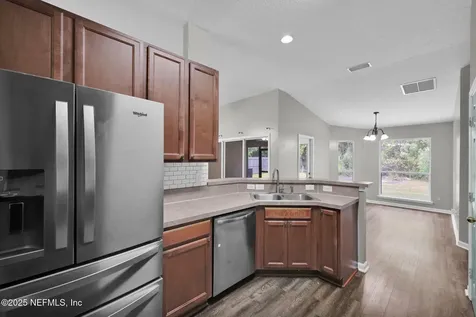 487 Apple Creek Drive Jacksonville FL 32218
