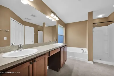 487 Apple Creek Drive Jacksonville FL 32218