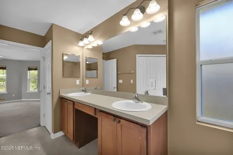 487 Apple Creek Drive Jacksonville FL 32218