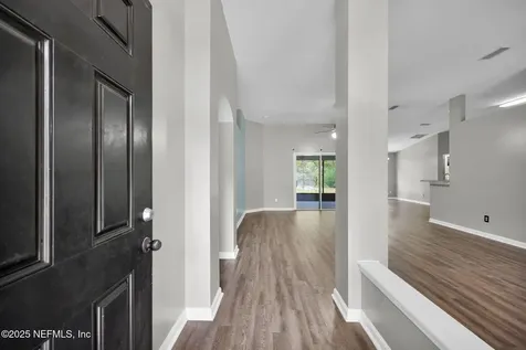 487 Apple Creek Drive Jacksonville FL 32218