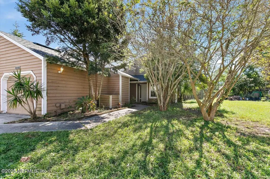 11866 Ashbrook Circle N Jacksonville FL 32225