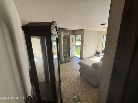 9604 Flechette Avenue Jacksonville FL 32208