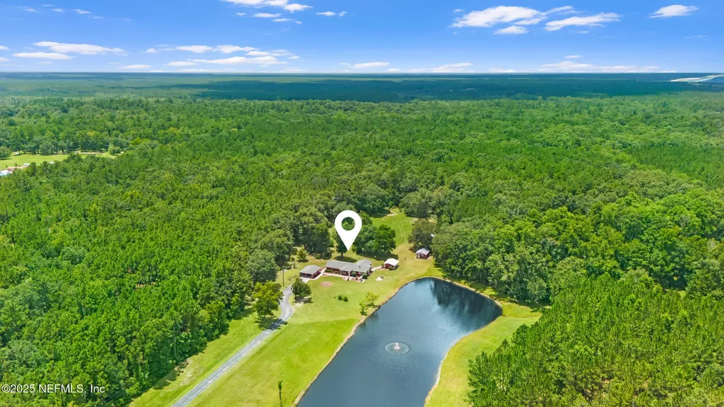 17200 Casa Roja Lane Hilliard FL 32046