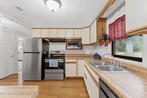 17200 Casa Roja Lane Hilliard FL 32046