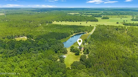 17200 Casa Roja Lane Hilliard FL 32046