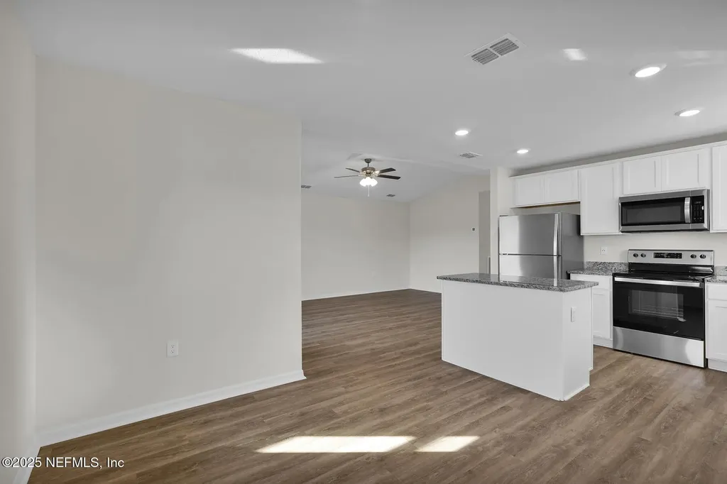 3290 Mission Oak Place Green Cove Springs FL 32043