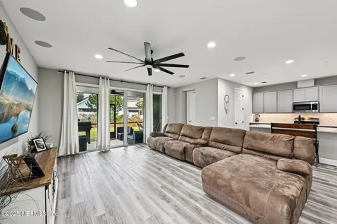 1847 Amberly Drive Middleburg FL 32068