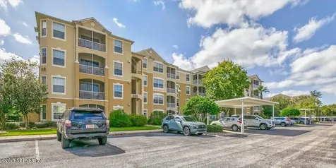 7801 Point Meadows Drive Jacksonville FL 32256