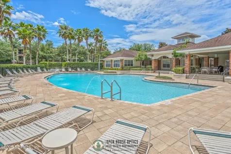 7801 Point Meadows Drive Jacksonville FL 32256