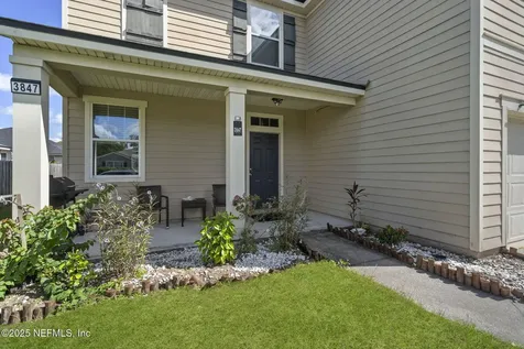 3847 Falcon Crest Drive Green Cove Springs FL 32043