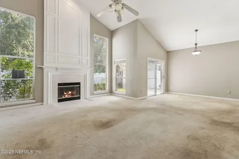 8537 Glenbury Court N Jacksonville FL 32256