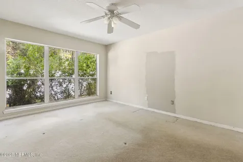 8537 Glenbury Court N Jacksonville FL 32256