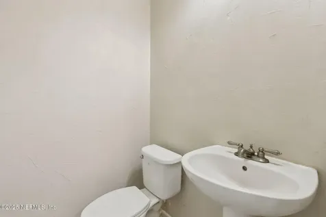 8537 Glenbury Court N Jacksonville FL 32256