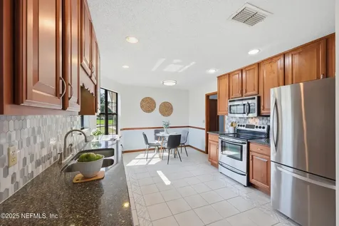 10263 Forest Haven Drive E Jacksonville FL 32257