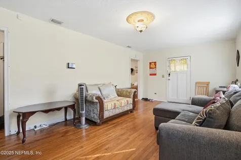 4735 Park Street Jacksonville FL 32205