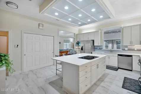 8126 Sabal Oak Lane Jacksonville FL 32256