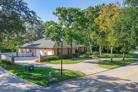 8126 Sabal Oak Lane Jacksonville FL 32256