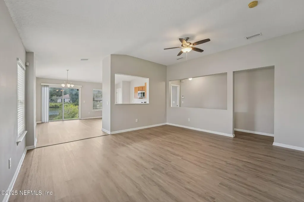 1068 Morning Light Road Jacksonville FL 32218