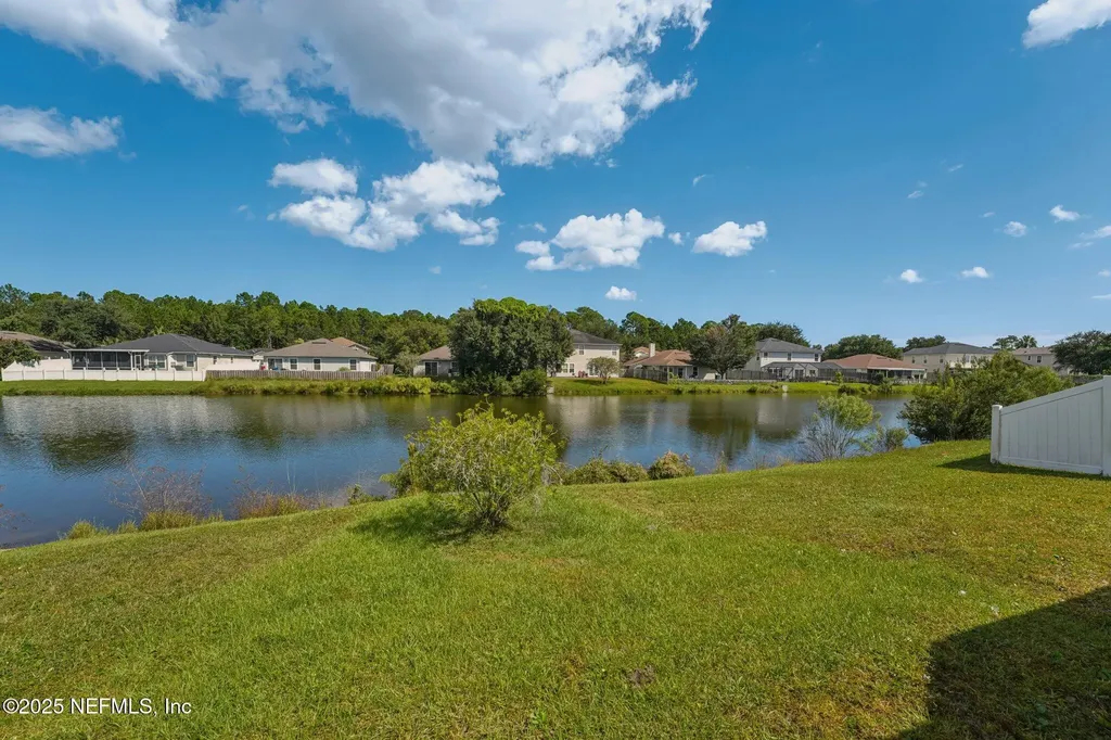 1068 Morning Light Road Jacksonville FL 32218