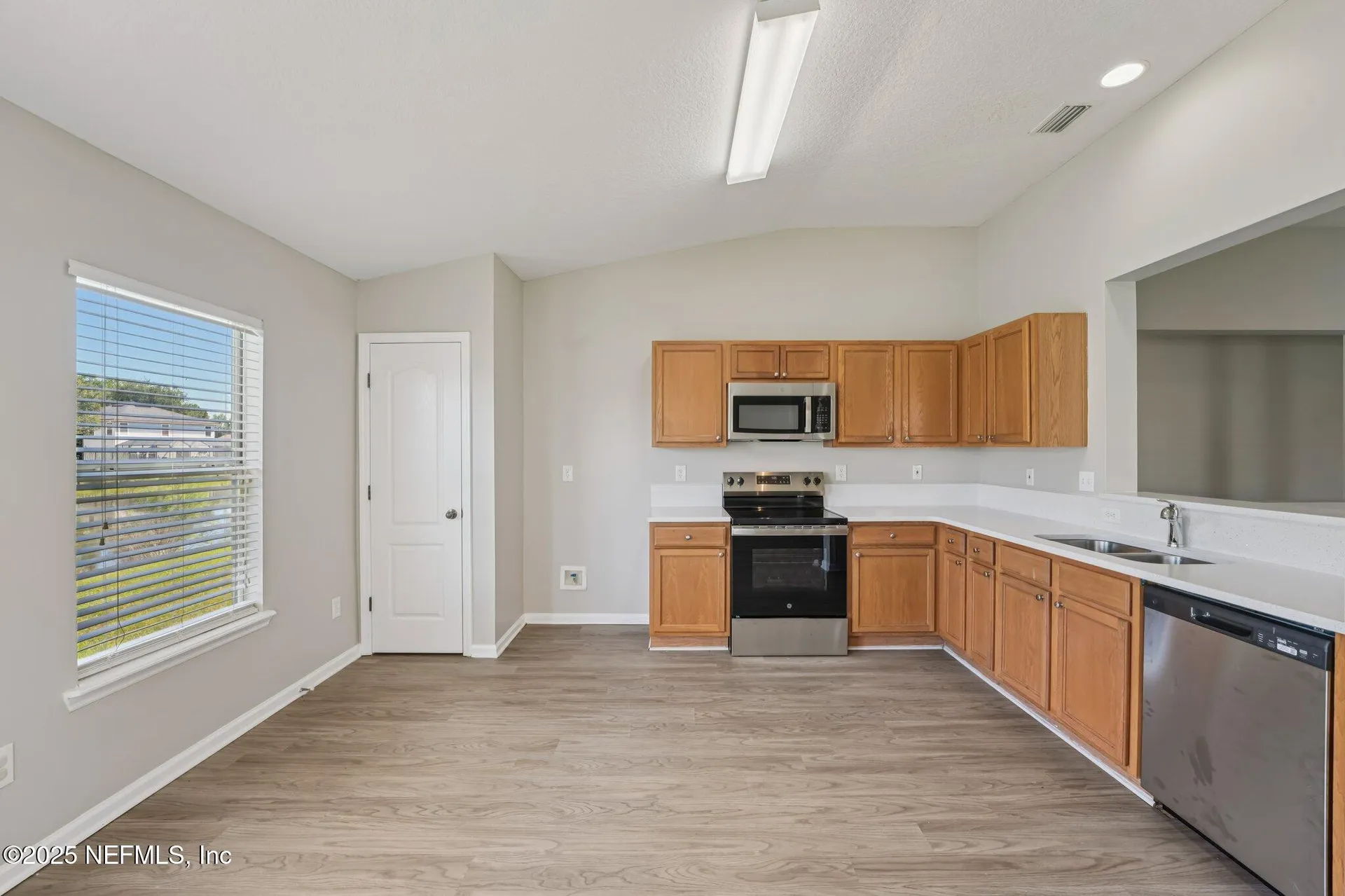 1068 Morning Light Road Jacksonville FL 32218