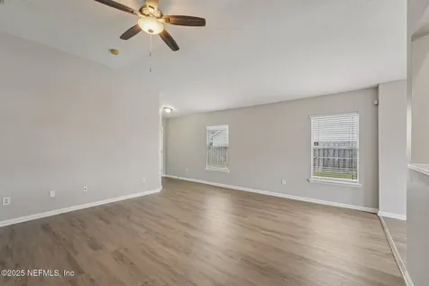 1068 Morning Light Road Jacksonville FL 32218