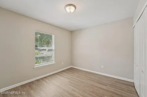1068 Morning Light Road Jacksonville FL 32218