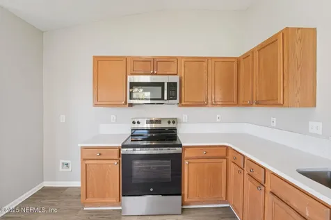 1068 Morning Light Road Jacksonville FL 32218