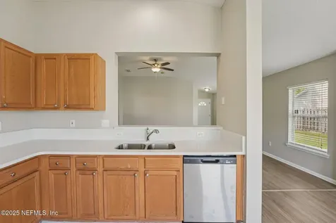 1068 Morning Light Road Jacksonville FL 32218