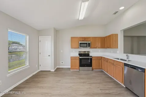 1068 Morning Light Road Jacksonville FL 32218