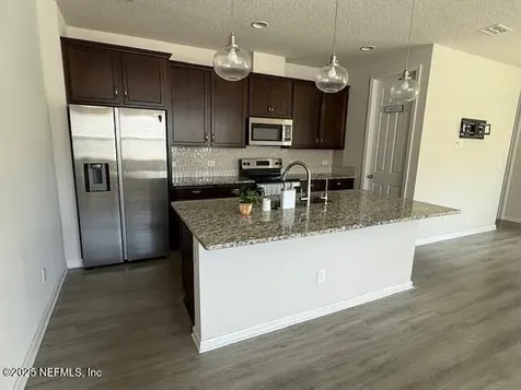 4634 Pine Ridge Parkway Middleburg FL 32068