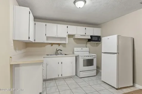 4447 W Melvin Circle W Jacksonville FL 32210