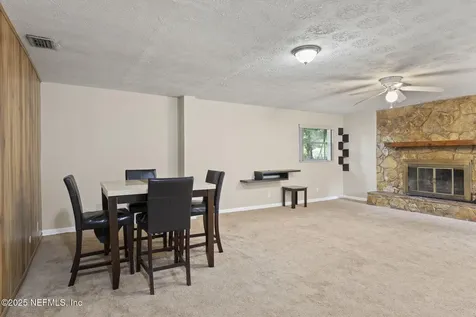 4447 W Melvin Circle W Jacksonville FL 32210