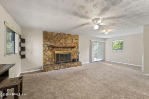 4447 W Melvin Circle W Jacksonville FL 32210
