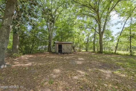 4447 W Melvin Circle W Jacksonville FL 32210