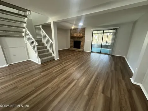 7042 Prestwick Circle S Jacksonville FL 32244