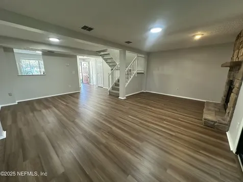 7042 Prestwick Circle S Jacksonville FL 32244