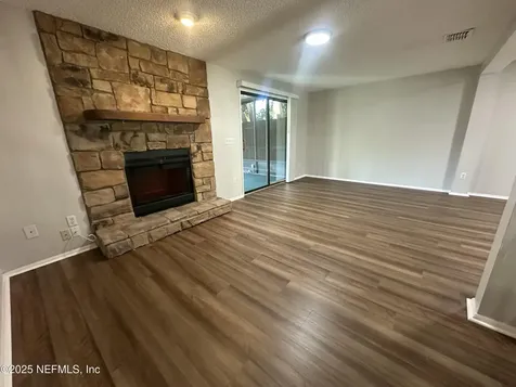 7042 Prestwick Circle S Jacksonville FL 32244