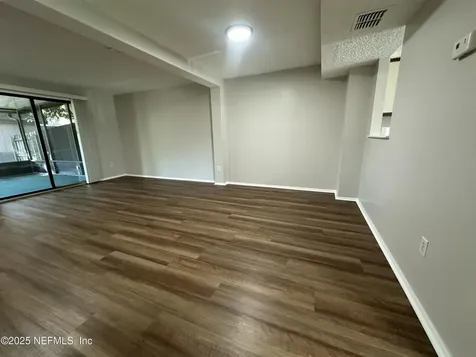 7042 Prestwick Circle S Jacksonville FL 32244