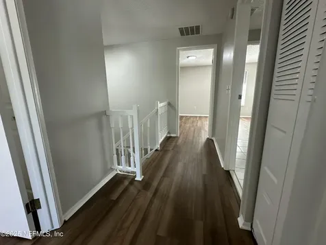 7042 Prestwick Circle S Jacksonville FL 32244