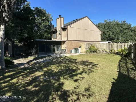7042 Prestwick Circle S Jacksonville FL 32244