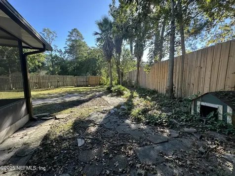 7042 Prestwick Circle S Jacksonville FL 32244
