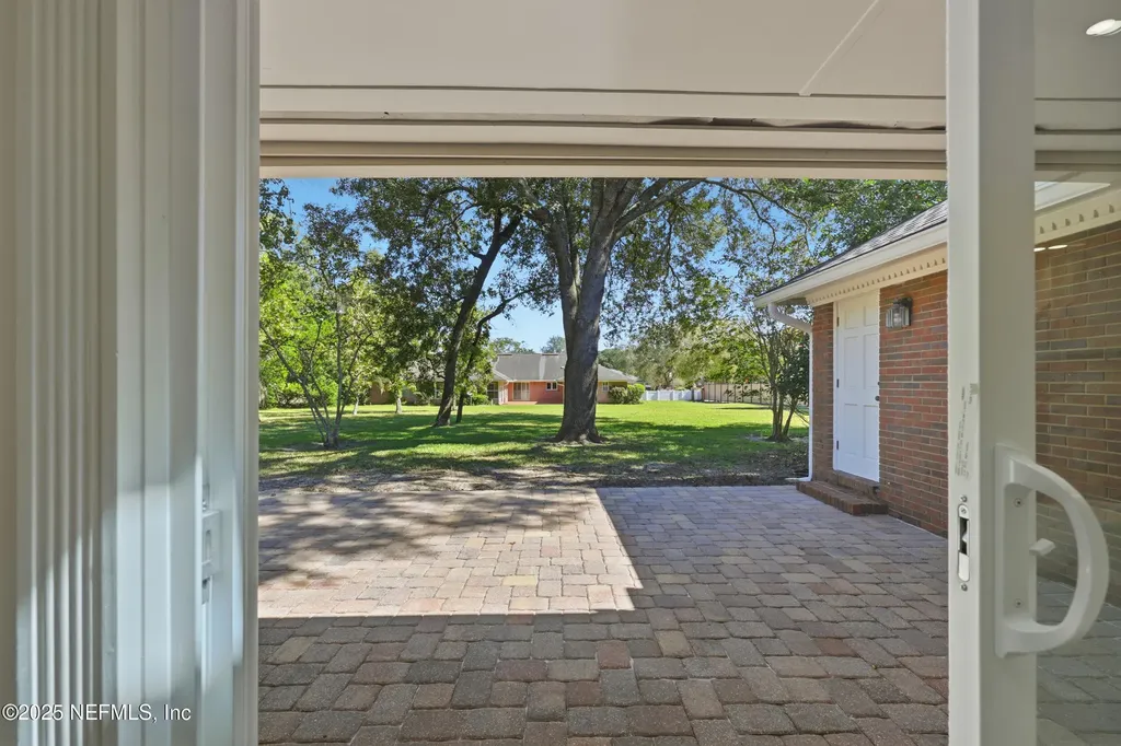 8127 Middle Fork Lane Jacksonville FL 32256