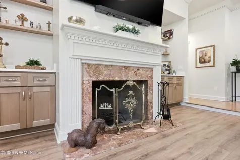 8127 Middle Fork Lane Jacksonville FL 32256