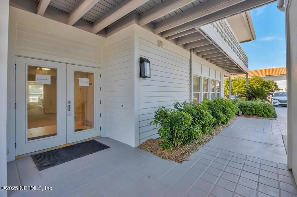 572 Ponte Vedra Boulevard Ponte Vedra Beach FL 32082