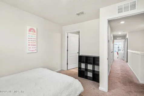 2846 Black Buck Circle Jacksonville FL 32225