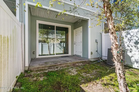 2846 Black Buck Circle Jacksonville FL 32225